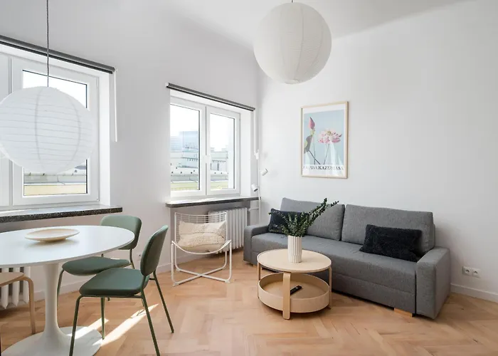 Plac Zbawiciela City Glow Apartment